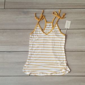 White and yellow Universal Thread tanktop.